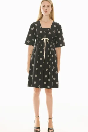 POL Clothing DRESSES|Buoy Drawcord Short Sleeve Dress | Black/Pebble