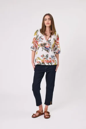 Design Nation TEES & TOPS & SHIRTS|Fankie Top | White Multi