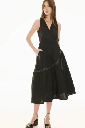 POL Clothing DRESSES|Orlo Topstitch Wrap Dress | Black