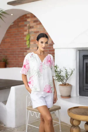 Two T's TEES & TOPS & SHIRTS|Tropical Keyhole Top | Tropical